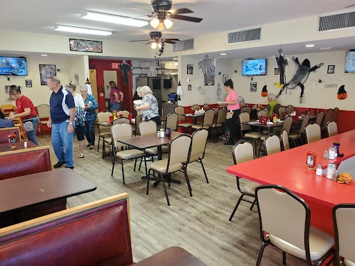 Darrell's Dog Gone Good Diner photo 10