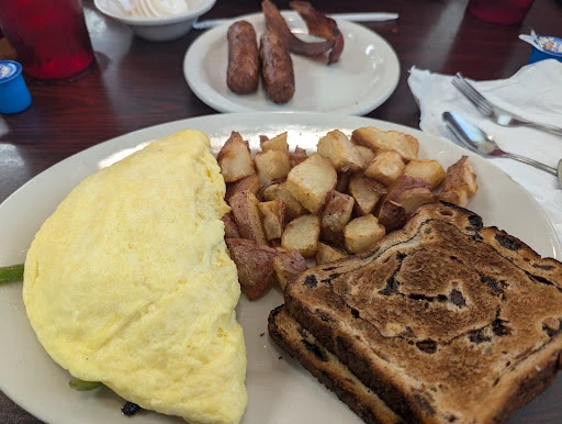 Darrell's Dog Gone Good Diner photo 6